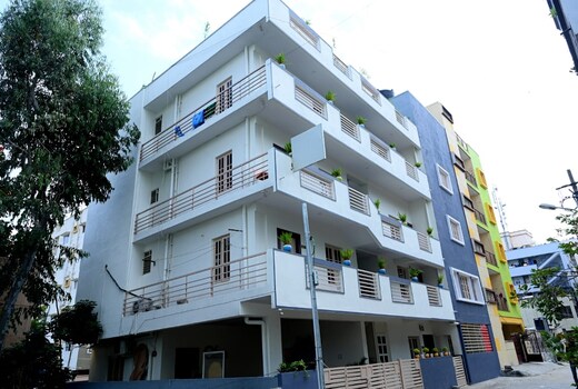 Aadams Suites