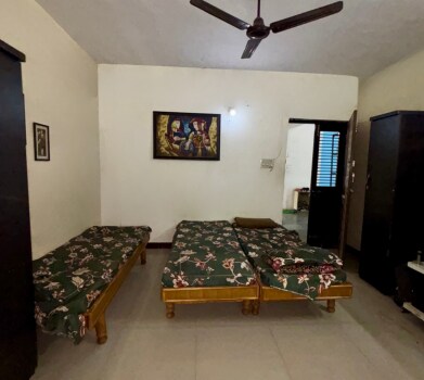 Rishabh Dorms & PG