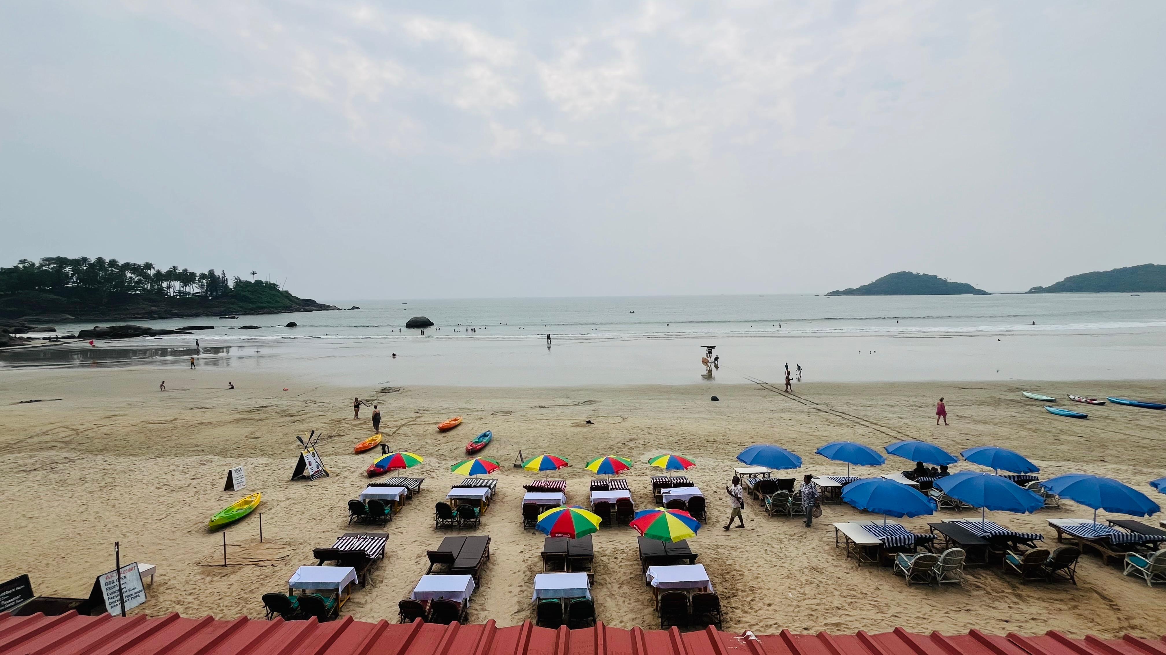 Palolem luxuries Beach cottages