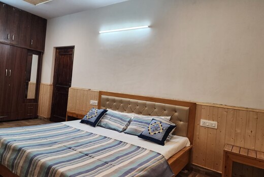 Sneh Homestay