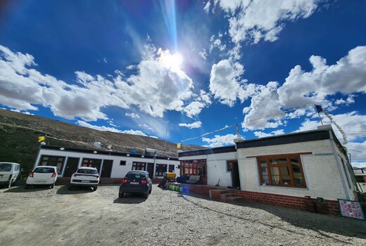 Kelsang Home Stay