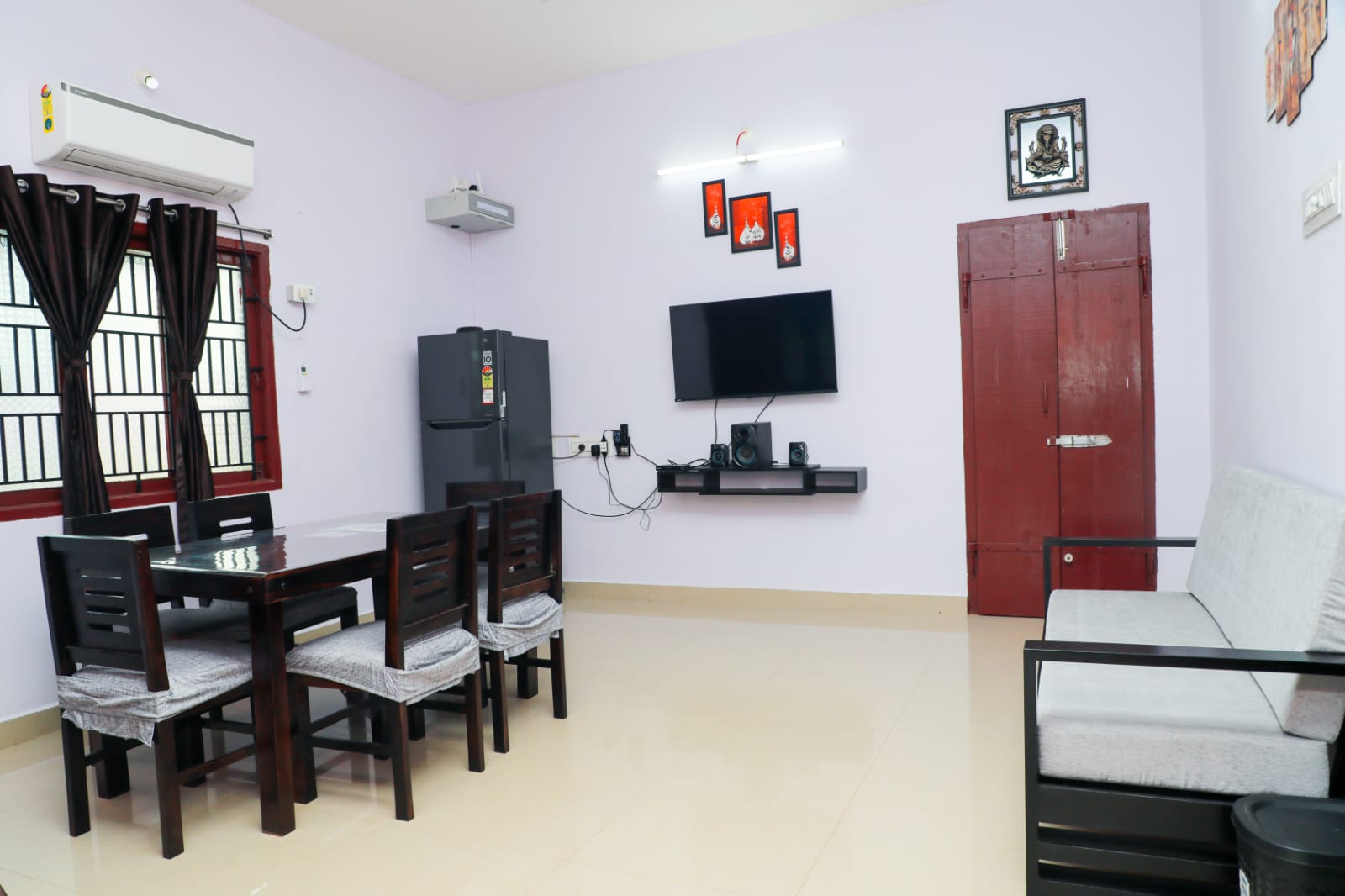 Main gallery