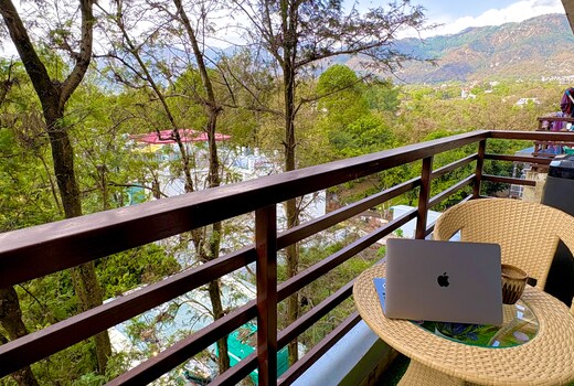 Pine Peak 2BHK Panaromic Valley View