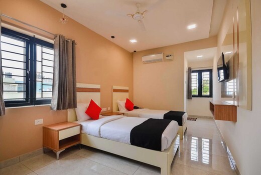 Hotel O VIRKSHAM HOTEL