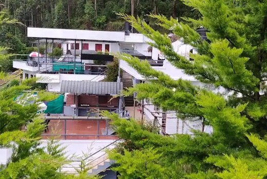 Mountain Hut Resorts Munnar