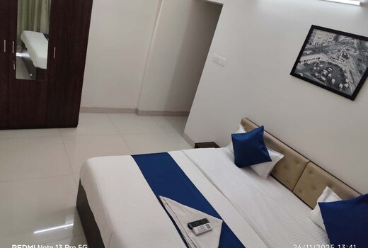 Uneek Homes Trinity Apartment