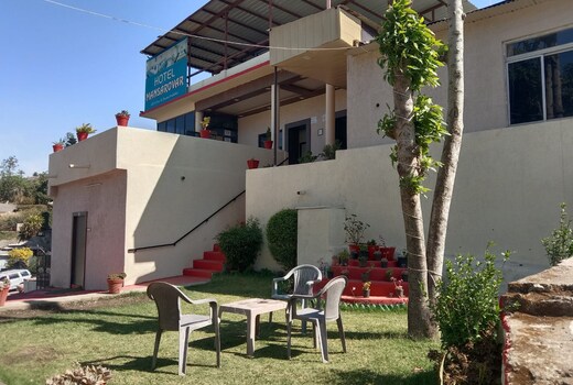 Hotel Mansarowar