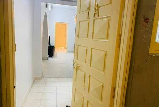 Comfortable 2bhk house with 2AC in city center