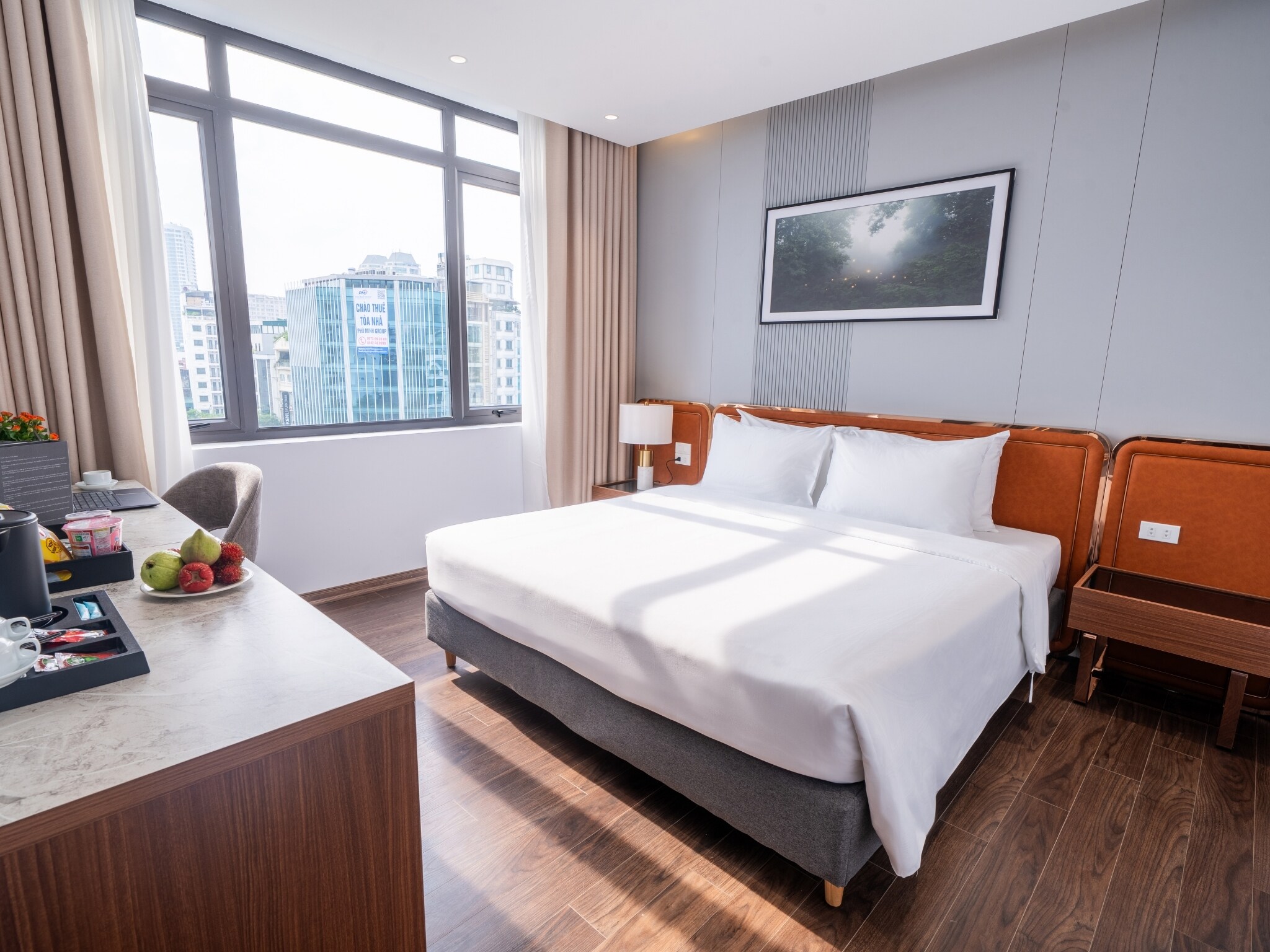 San Seize Hotel