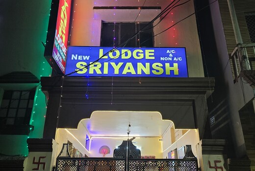 New Sriyansh Lodge