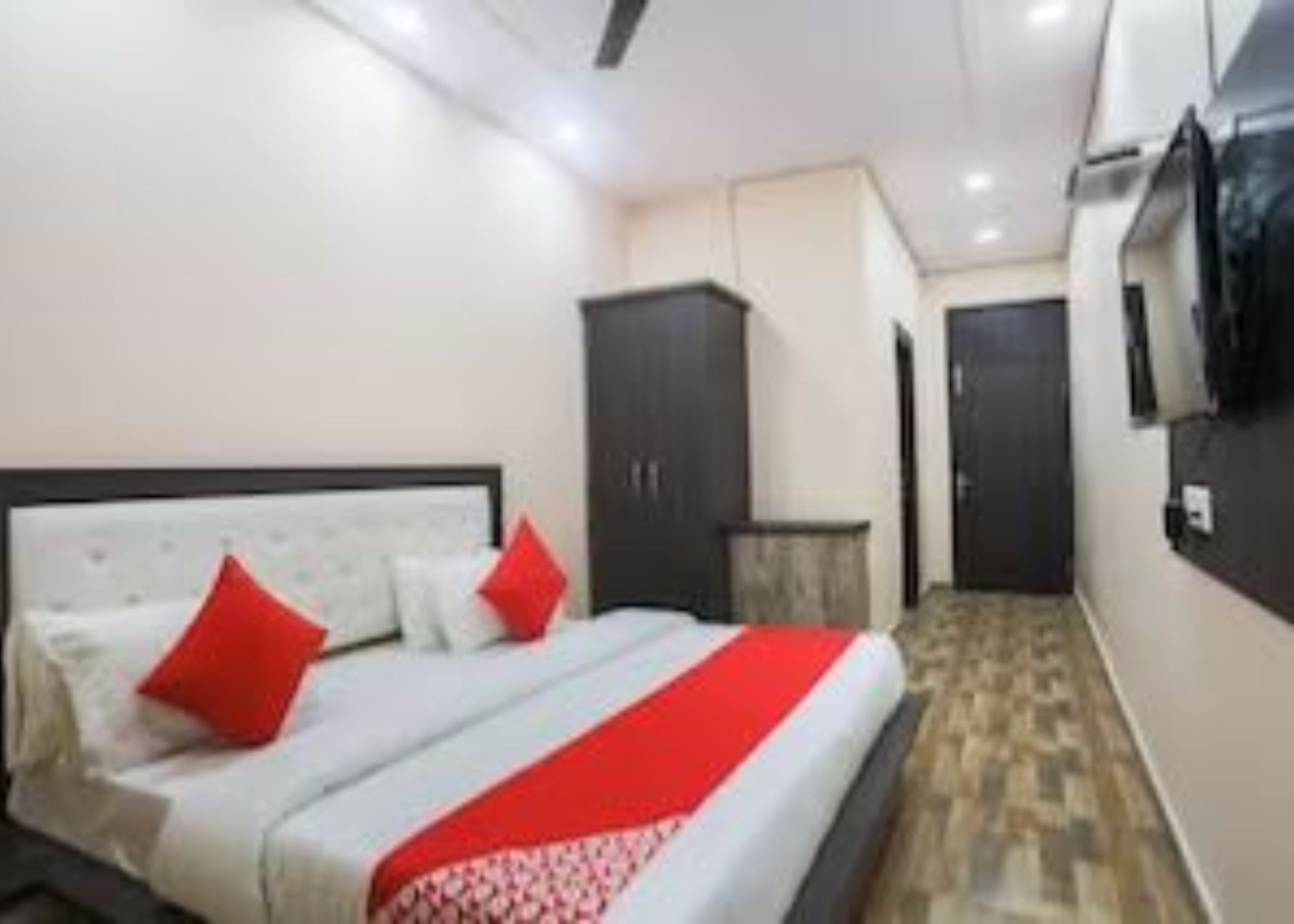 Hotel O Golden Residency B&B Hotel