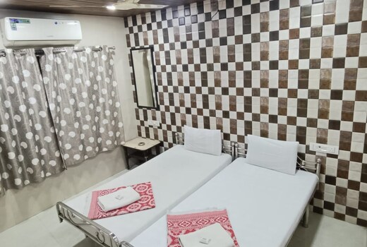 HONEST GUEST HOUSE