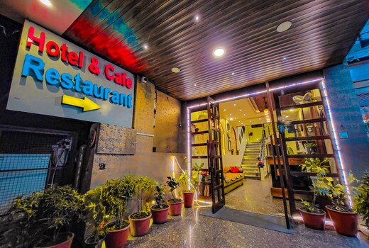 Hotel Paradise inn
