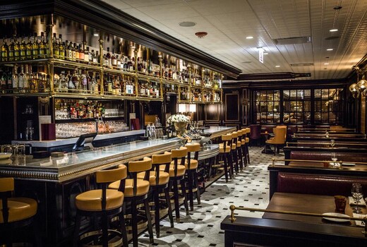 Waldorf Astoria Chicago by Hilton