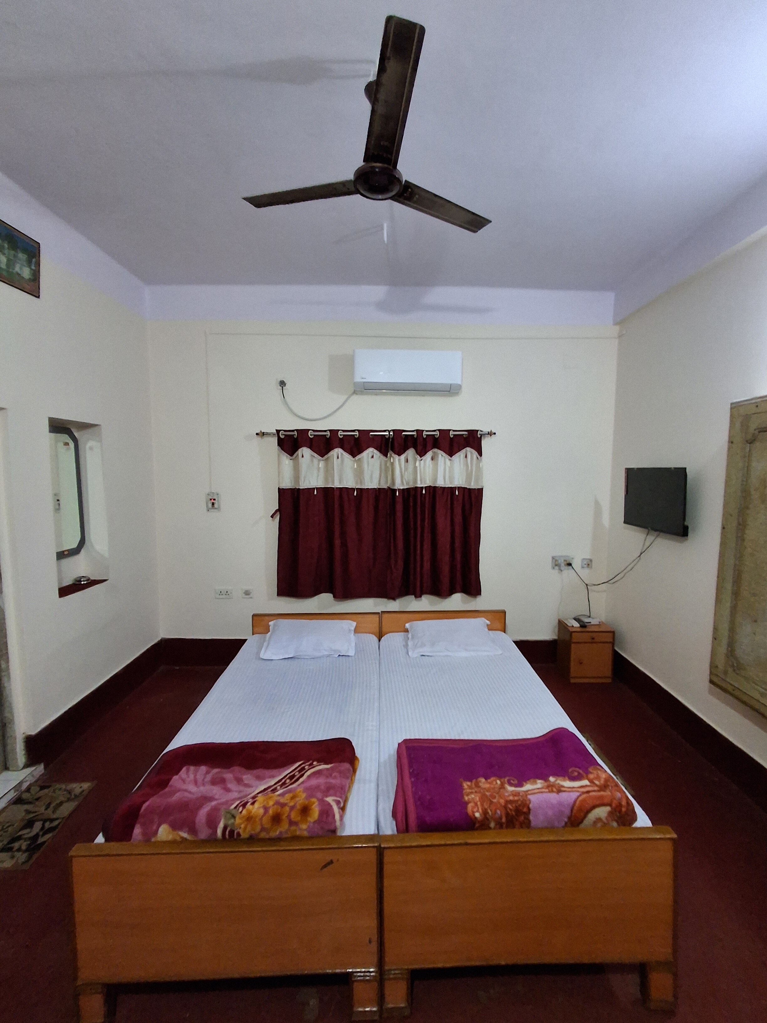 Hotel Evergreen