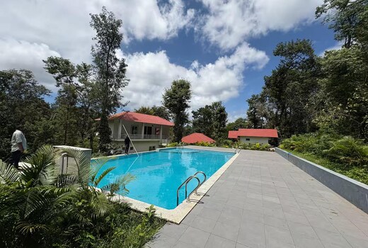 Luxury Dormitory with Pool