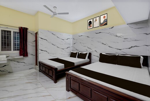 Hotel O RR Residency