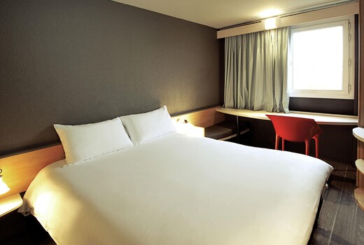 Hotel ibis Nemours
