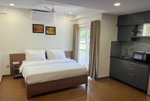 Palladium Luxury Suites Unit II