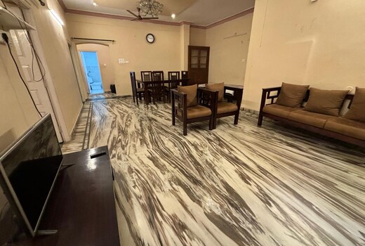 Visitors Lounge by MMG - 3BHK Ground Floor