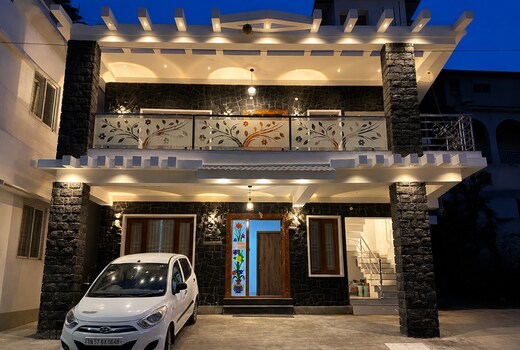 VELAN PLEASANT STAY 1