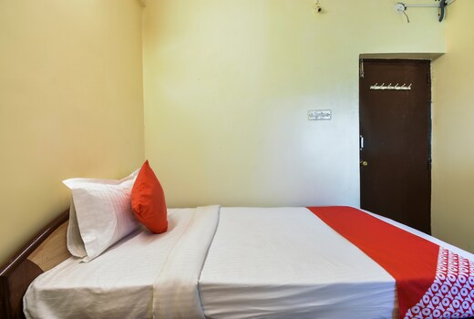 Hotel O Swaraj Resto and Lodging