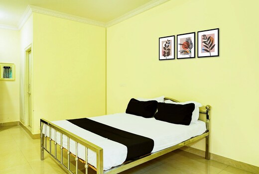 Hotel O Guru Home's