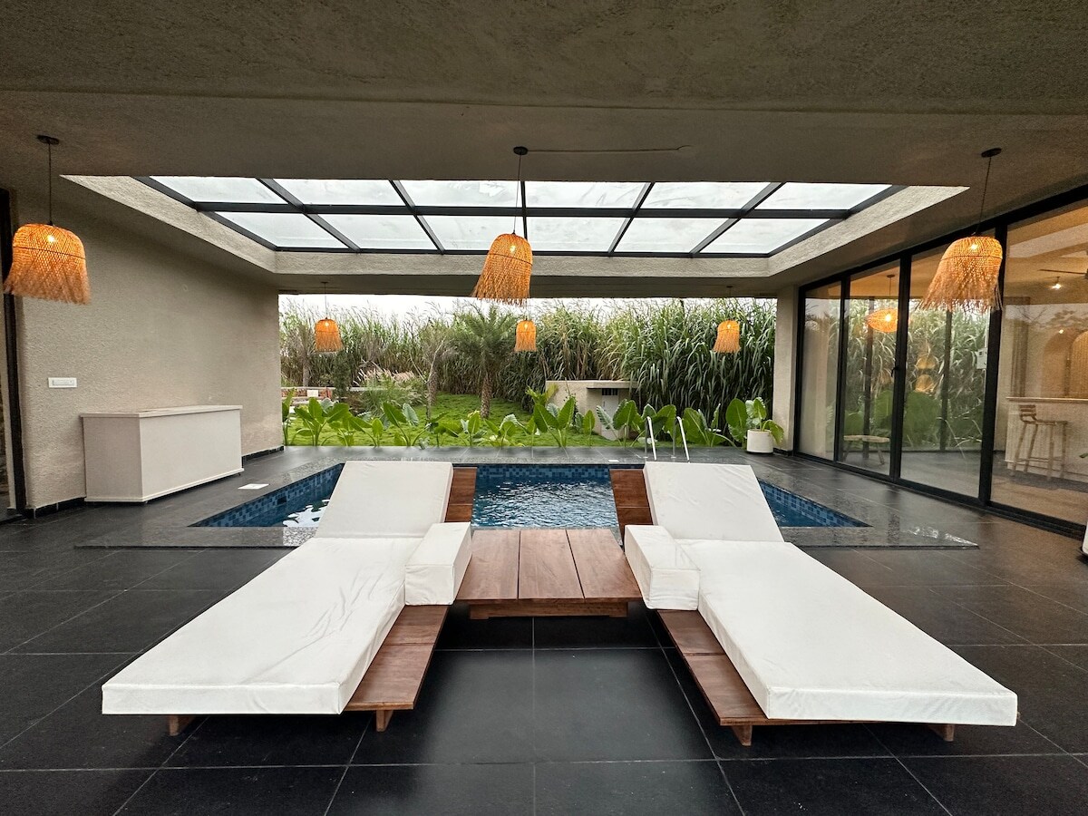 Boho Bougainvillea -Bali's Luxury
