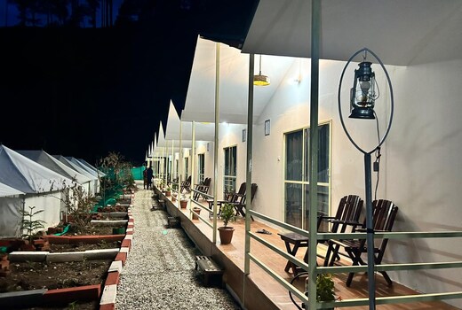 Adhvanta Resort and Cottages