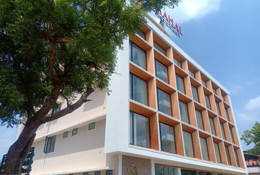 MOTHI MAHAL RESIDENCY