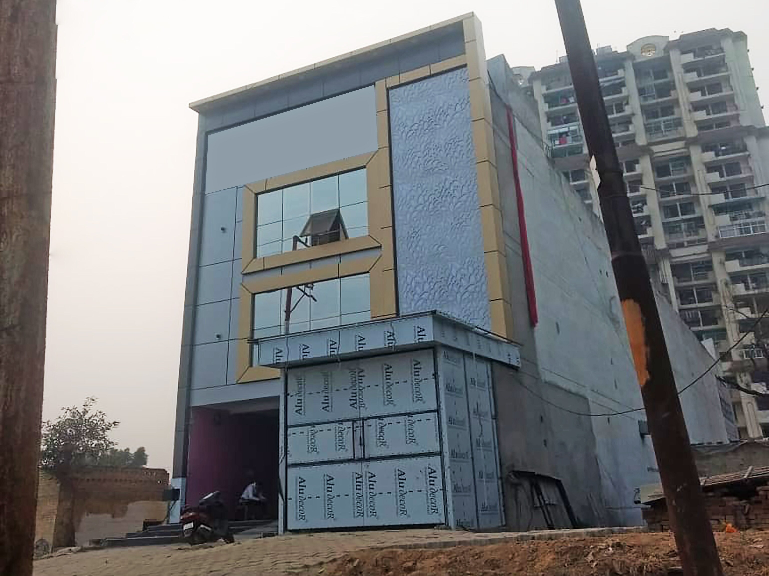 Hotel Rose & petals Ghaziabad