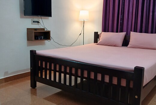 Akshaya Homestay - 3BHK Villa