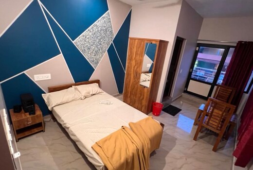 Lucky Star Hotel and Restaurant