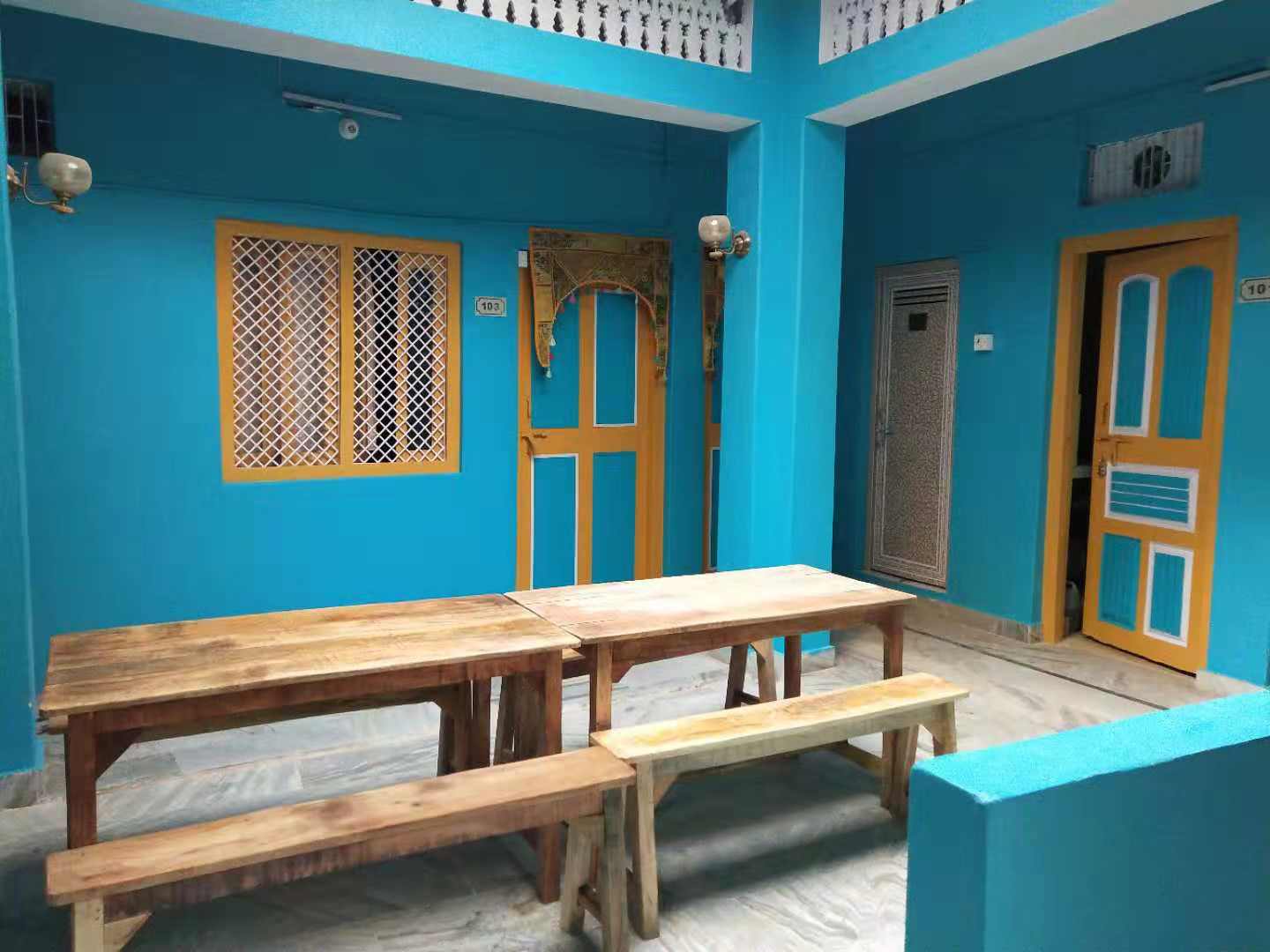 Quadrangle Paying Guest House