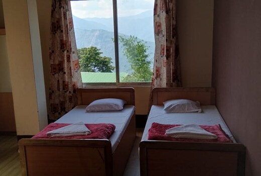 DWARIKA HOTEL,Kalimpong