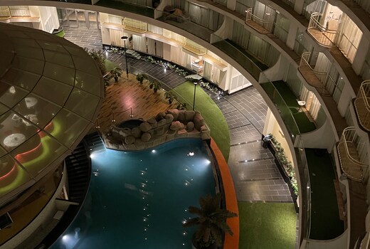 Twin Tower Stay inn
