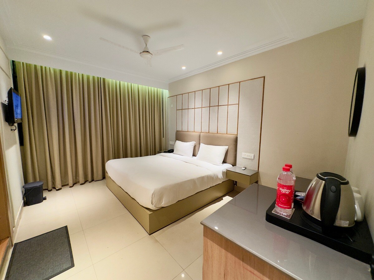 Hotel Himalaya@Harkipauri Road