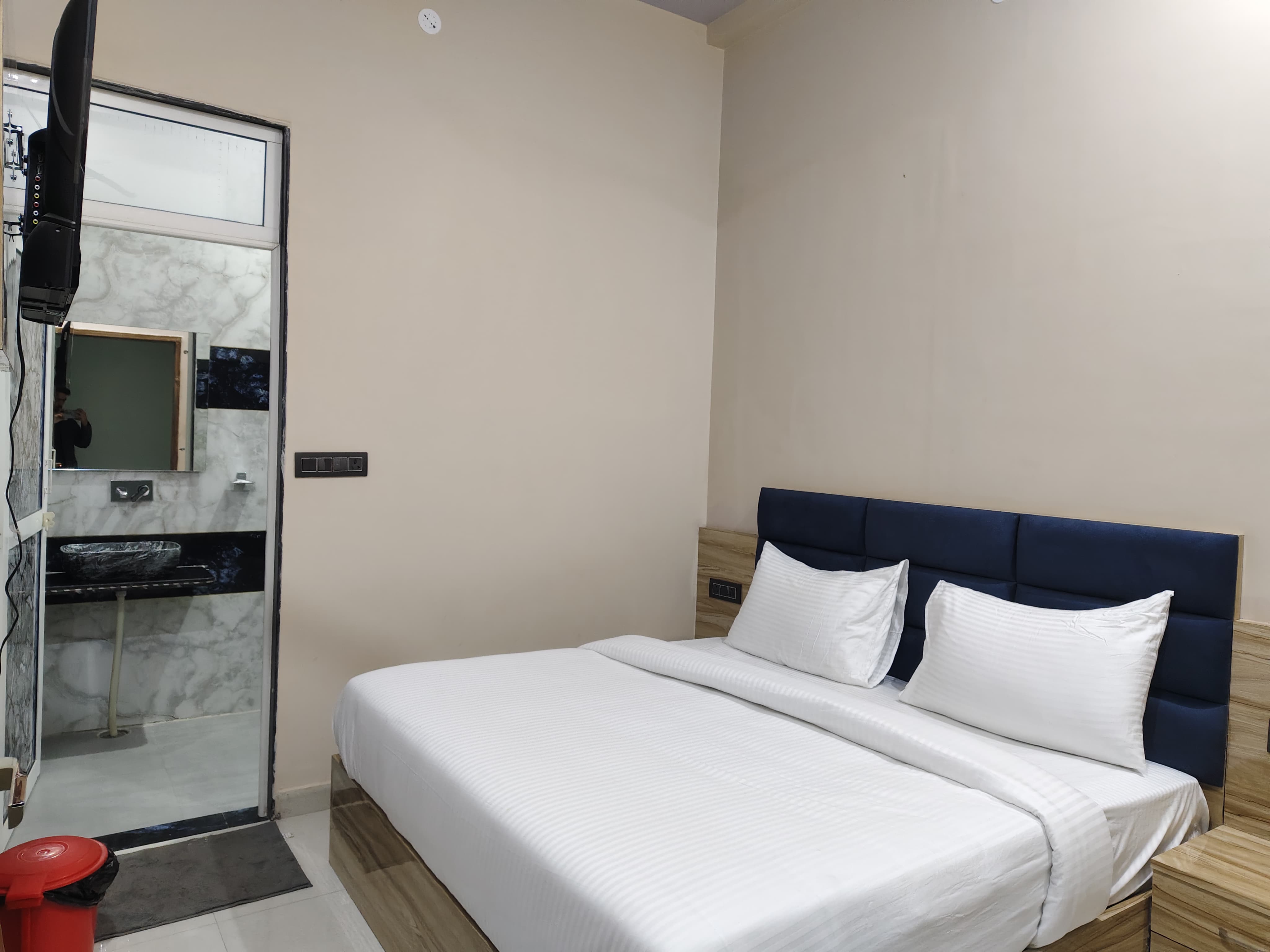 L D PRIME HOTEL