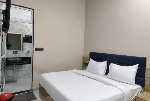 L D PRIME HOTEL