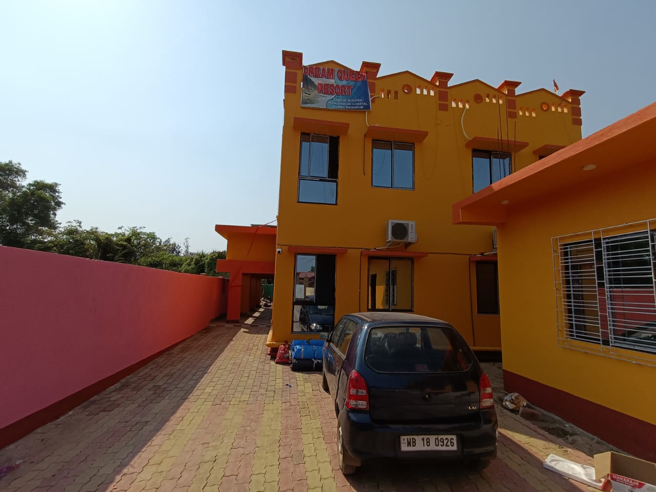 Dream Queen Resort