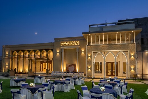7 VACHAN LAWNS AND BANQUET