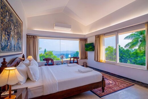 Table Land Retreat