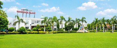 Hotel Goverdhan Palace