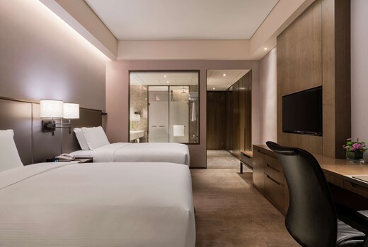 DoubleTree by Hilton Hotel Shiyan