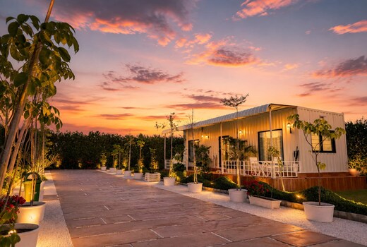 ZORBA Farmstay Luxury Retreat with Lush Gardens