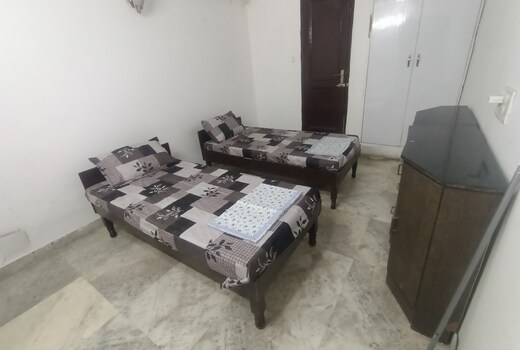 Shri Krishna Urban Stays