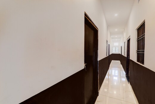 Hotel O Anand