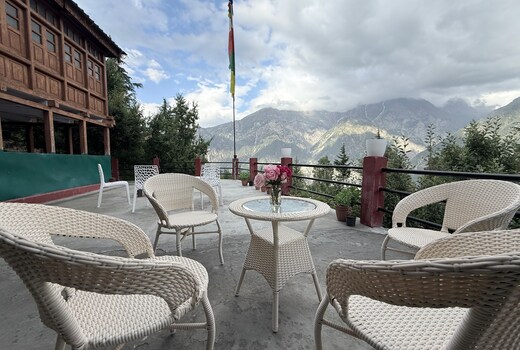 Theveloxhomestaykalpa