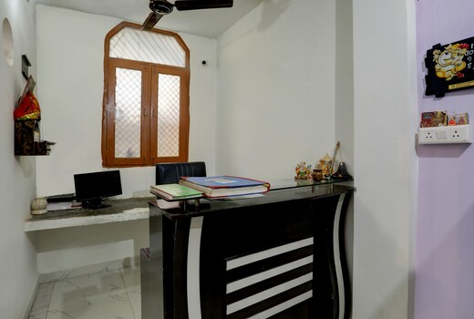 Hotel O Raghav Residency