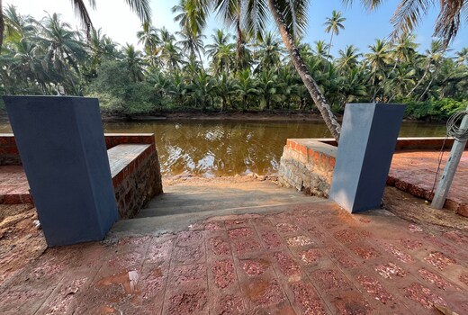 Harsha's Shambhavi River View Homestay